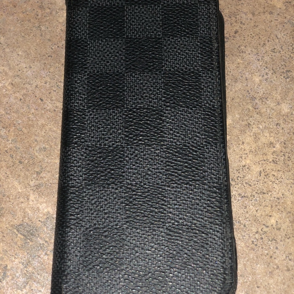 Louis Vuitton iPhone 6 Folio Case